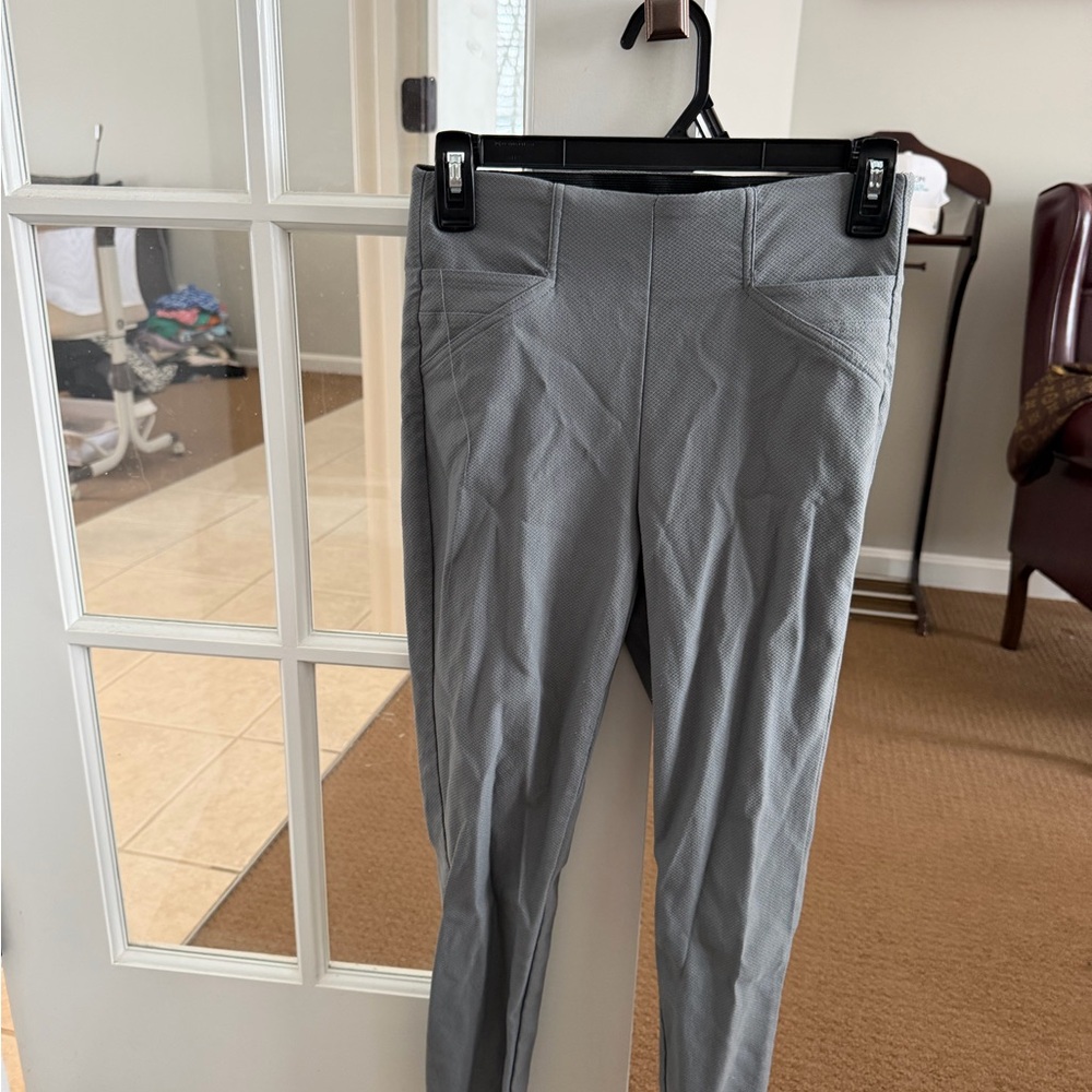 Maurices Light Gray Skinny Pants
